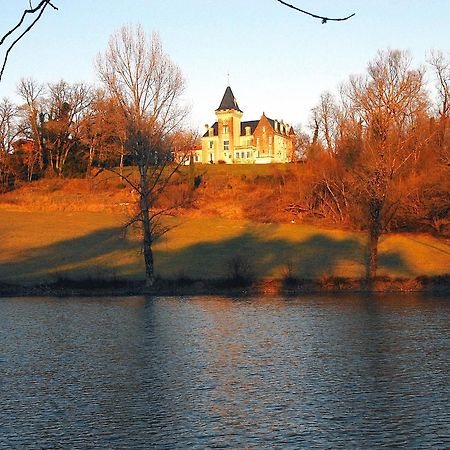 Chateau De Bellevue B&B Et Appartements Avec Piscine Saisonal Chauffee Et Chambres Partout Climatisees Saint-Avit  Exterior foto