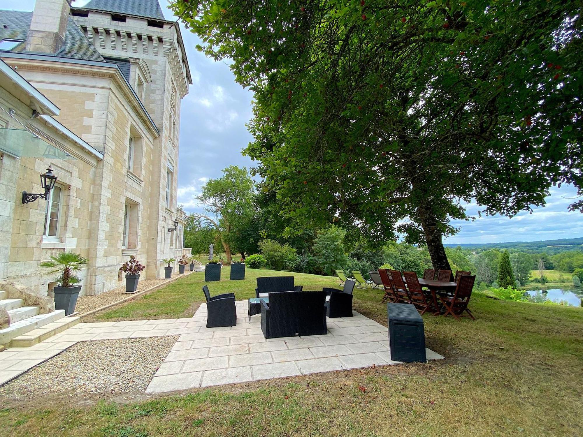 Chateau De Bellevue B&B Et Appartements Avec Piscine Saisonal Chauffee Et Chambres Partout Climatisees Saint-Avit  Quarto foto