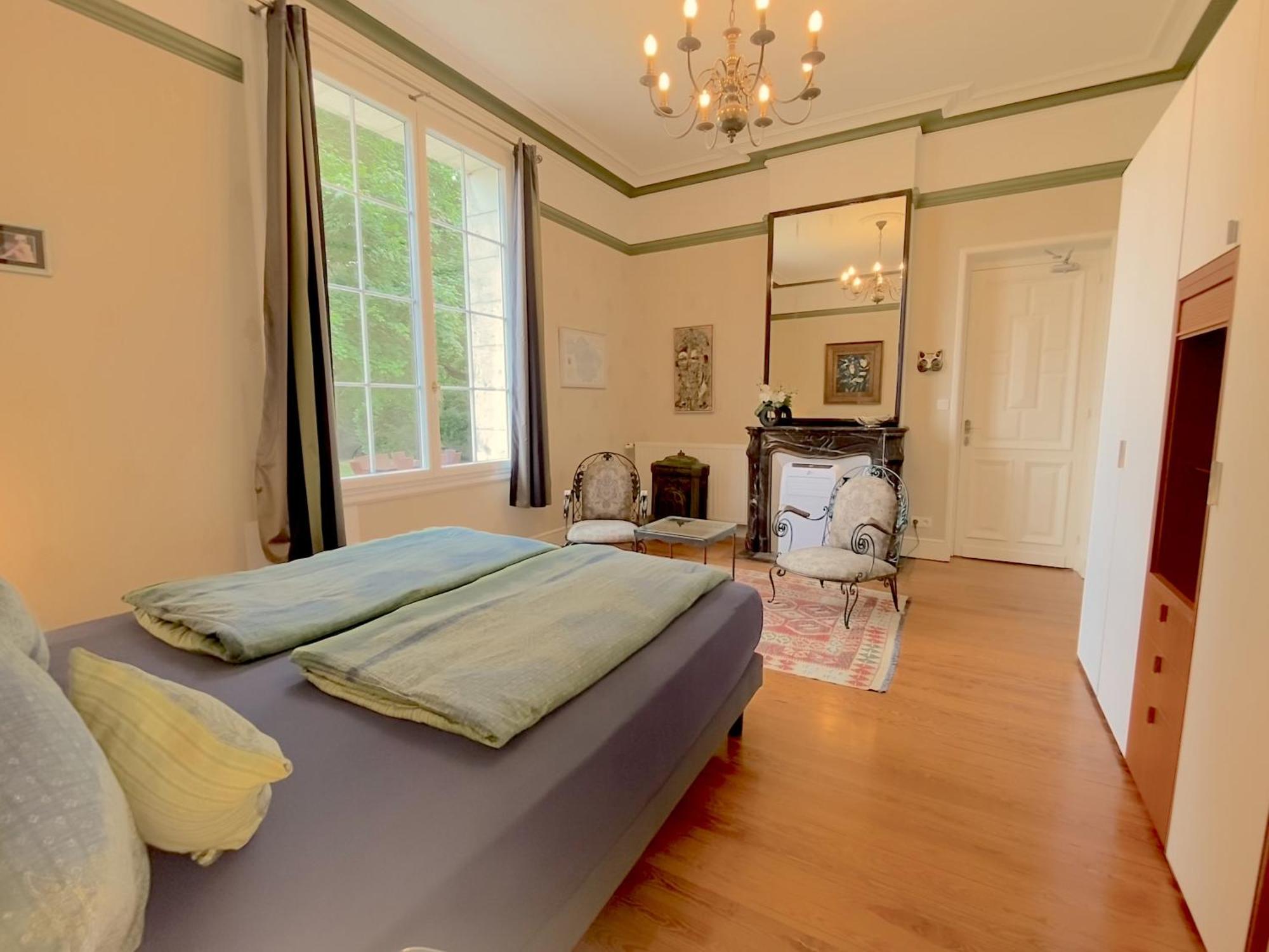 Chateau De Bellevue B&B Et Appartements Avec Piscine Saisonal Chauffee Et Chambres Partout Climatisees Saint-Avit  Exterior foto