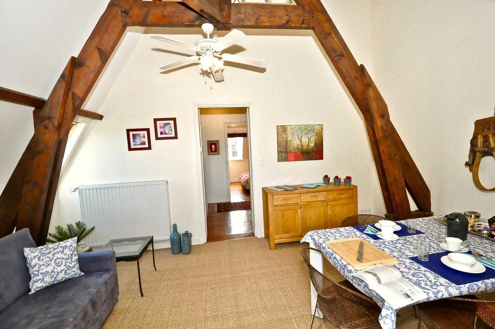 Chateau De Bellevue B&B Et Appartements Avec Piscine Saisonal Chauffee Et Chambres Partout Climatisees Saint-Avit  Exterior foto